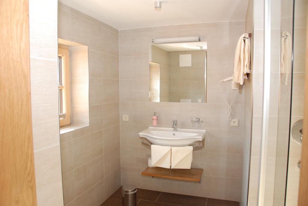 Hotel Gasthof Erbhof Anderlhof Leogang Quarto foto