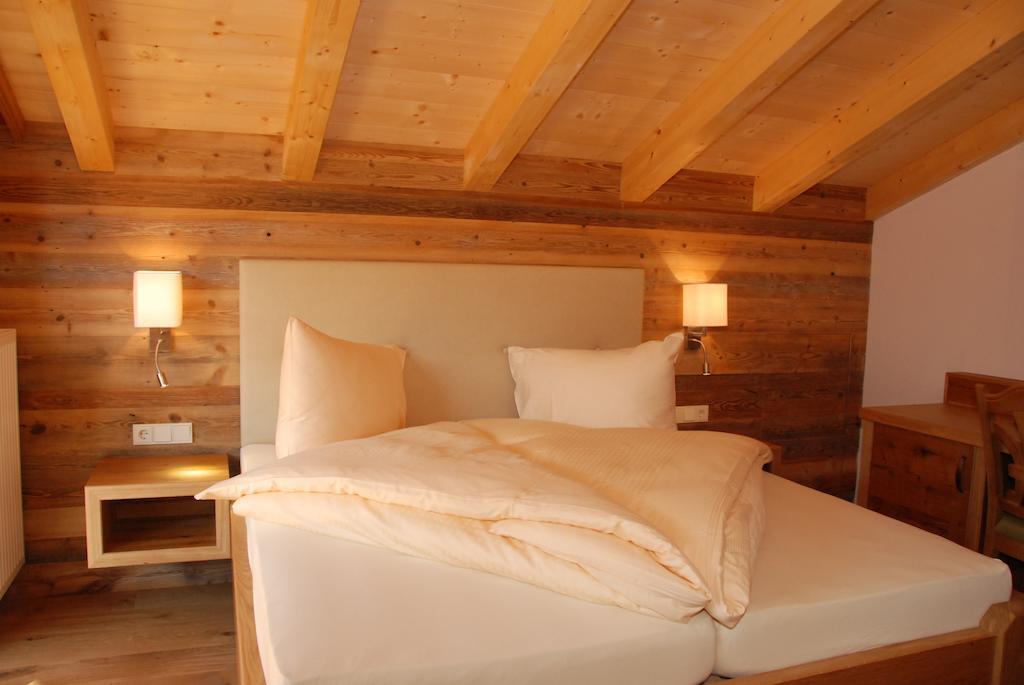 Hotel Gasthof Erbhof Anderlhof Leogang Quarto foto