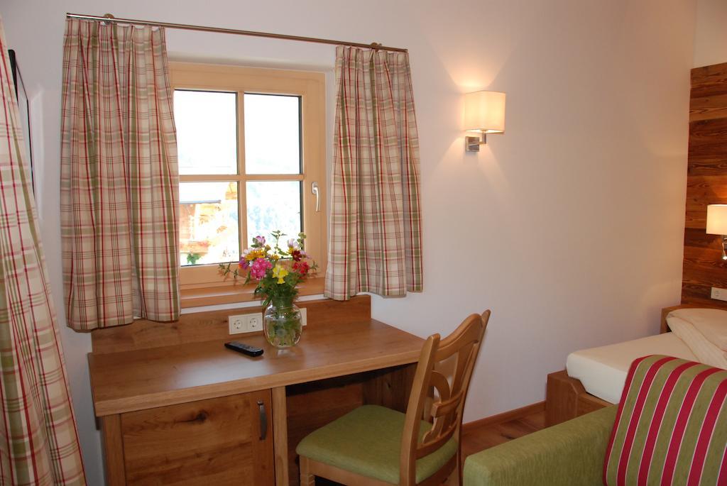 Hotel Gasthof Erbhof Anderlhof Leogang Quarto foto